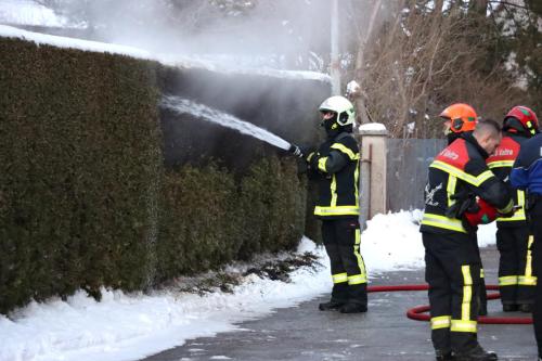 SDIS-Valtra-feu-haie-2024-3